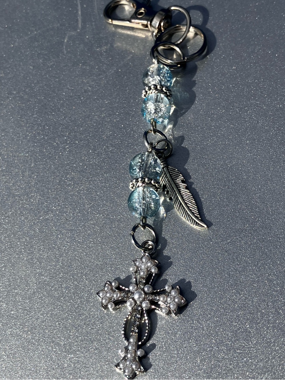 Blue crackle glass beads/silver cross/feather charm/keychain - Picture 3 of 5
